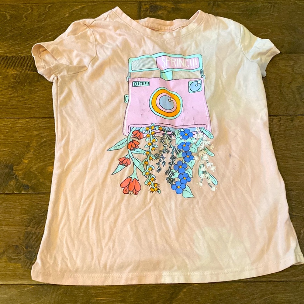 I am selling a pink shirt.